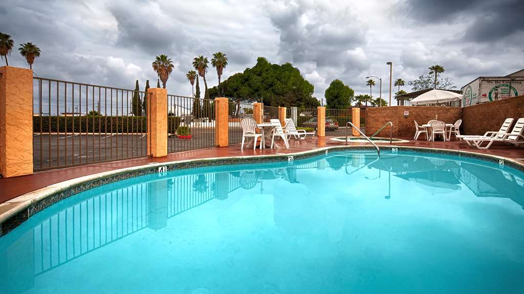 אל קאחון Rancho San Diego Inn & Suites מתקנים תמונה
