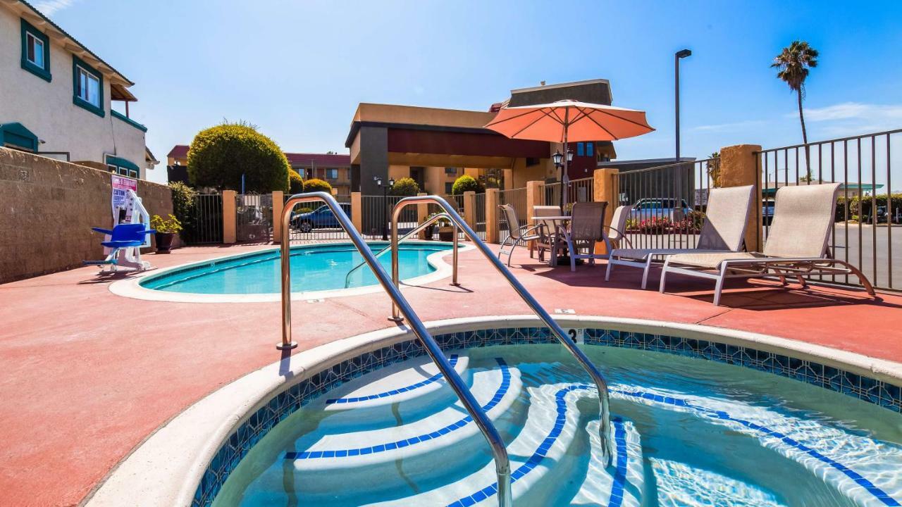 אל קאחון Rancho San Diego Inn & Suites מראה חיצוני תמונה